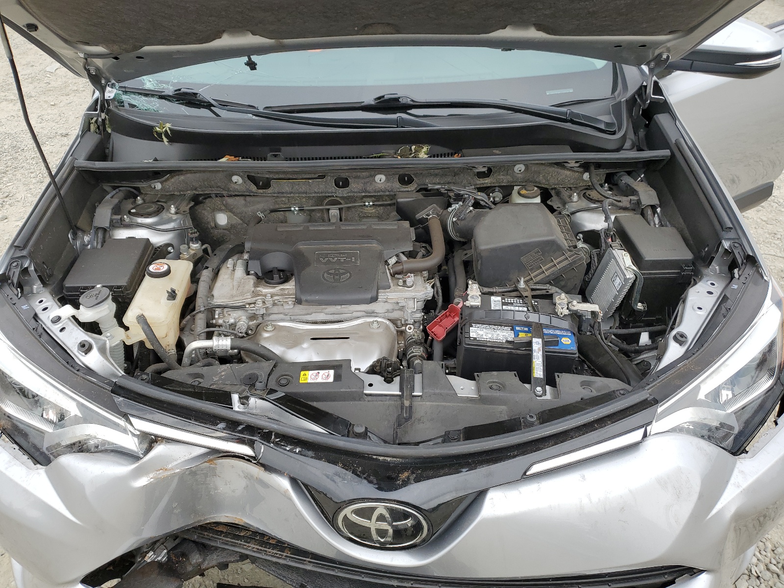 JTMYFREV8JJ192046 2018 Toyota Rav4 Limited