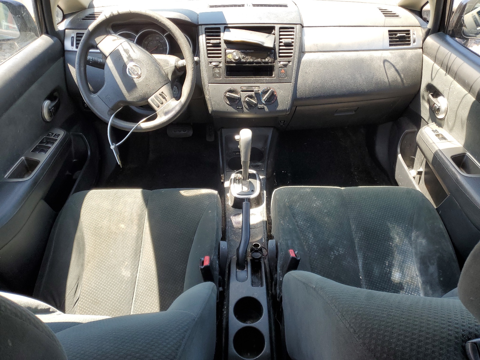 3N1BC1CP3BL515498 2011 Nissan Versa S