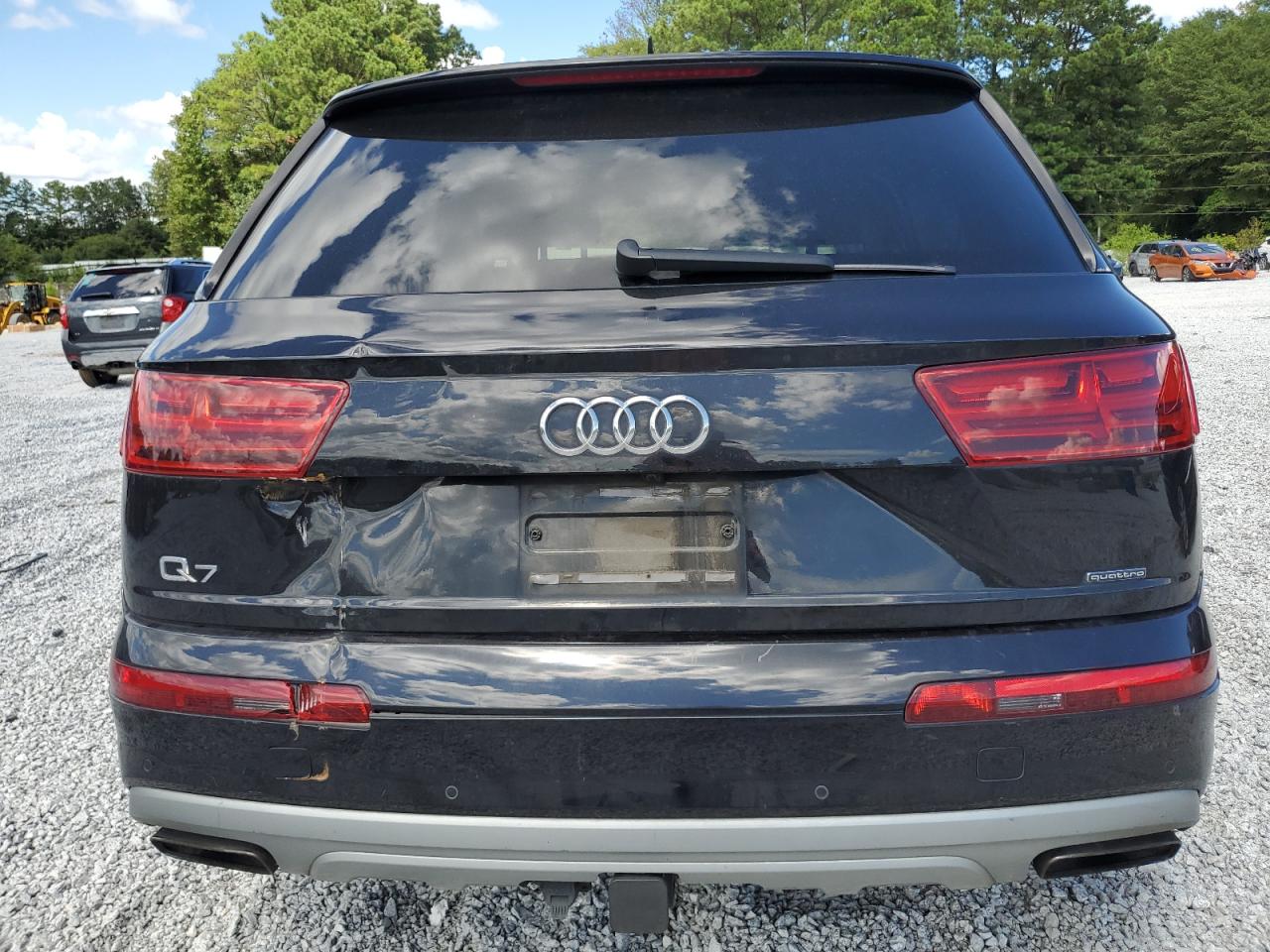 WA1LHAF73HD042029 2017 Audi Q7 Premium Plus