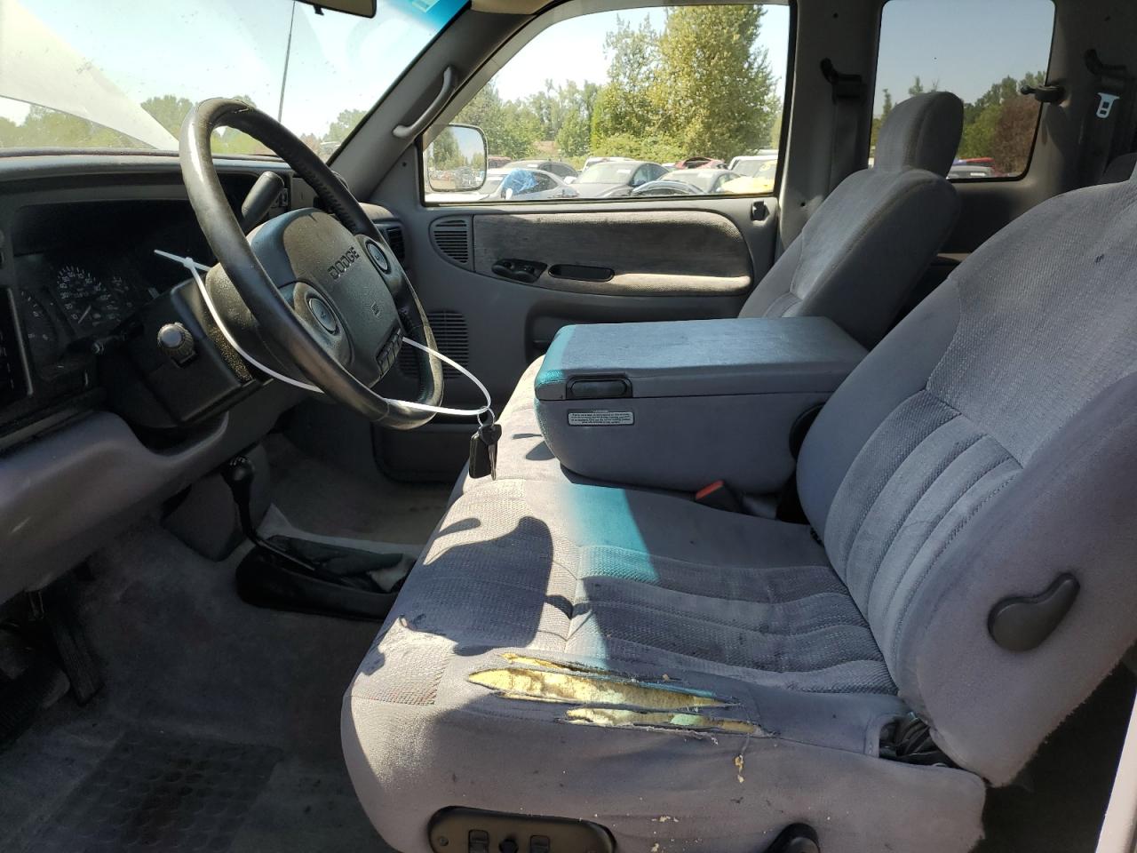 1997 Dodge Ram 2500 VIN: 3B7KF23Z8VM513417 Lot: 63201124