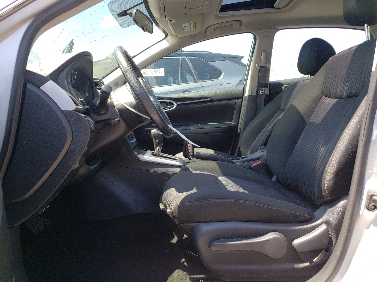 3N1AB7AP8KY379733 2019 Nissan Sentra S