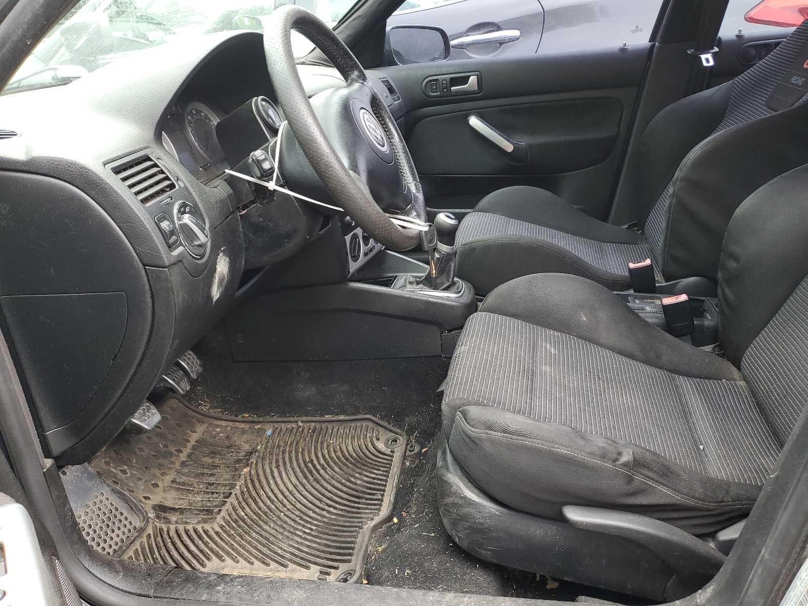 3VWSE69M14M142764 2004 Volkswagen Jetta Gls