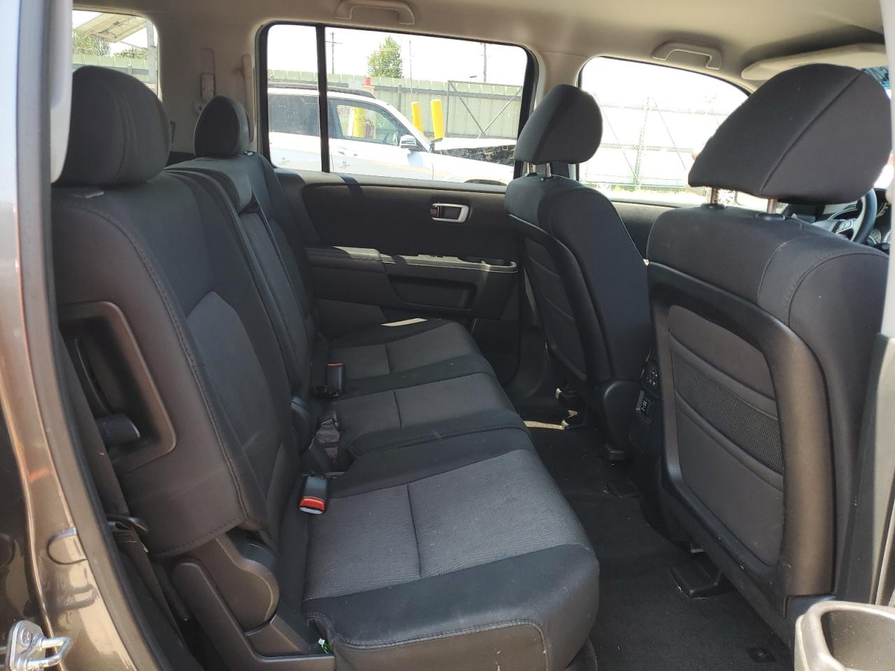 2011 Honda Pilot Ex VIN: 5FNYF4H42BB055893 Lot: 64631824