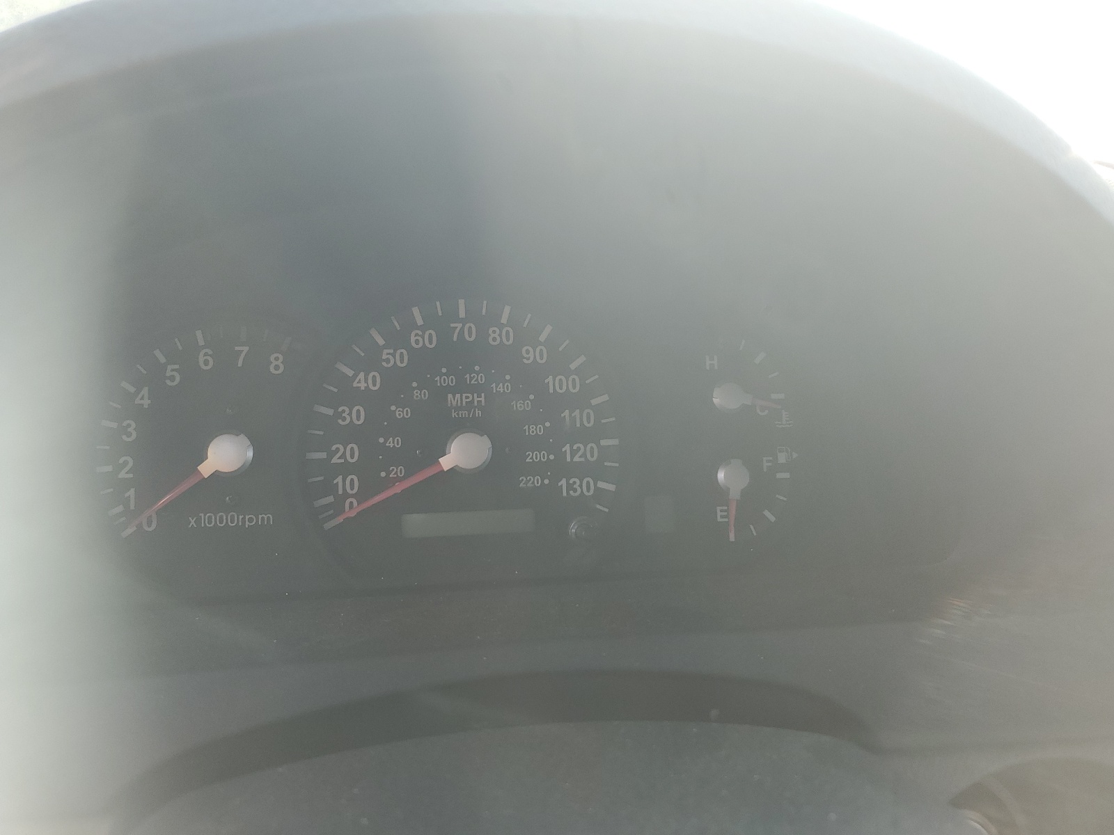 KNDJC733755429284 2005 Kia Sorento Ex