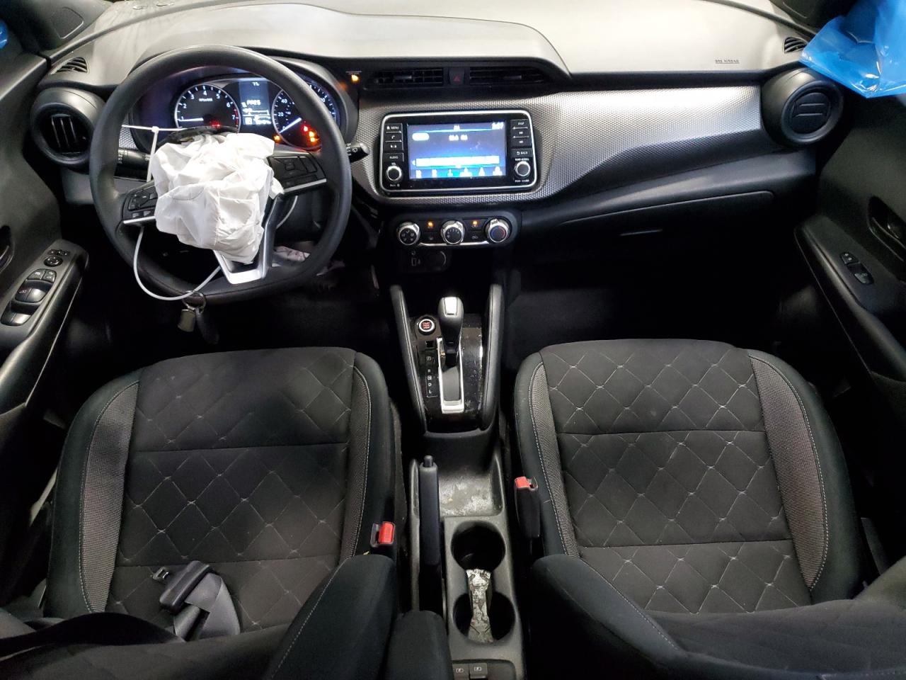 2020 Nissan Kicks - Image 8