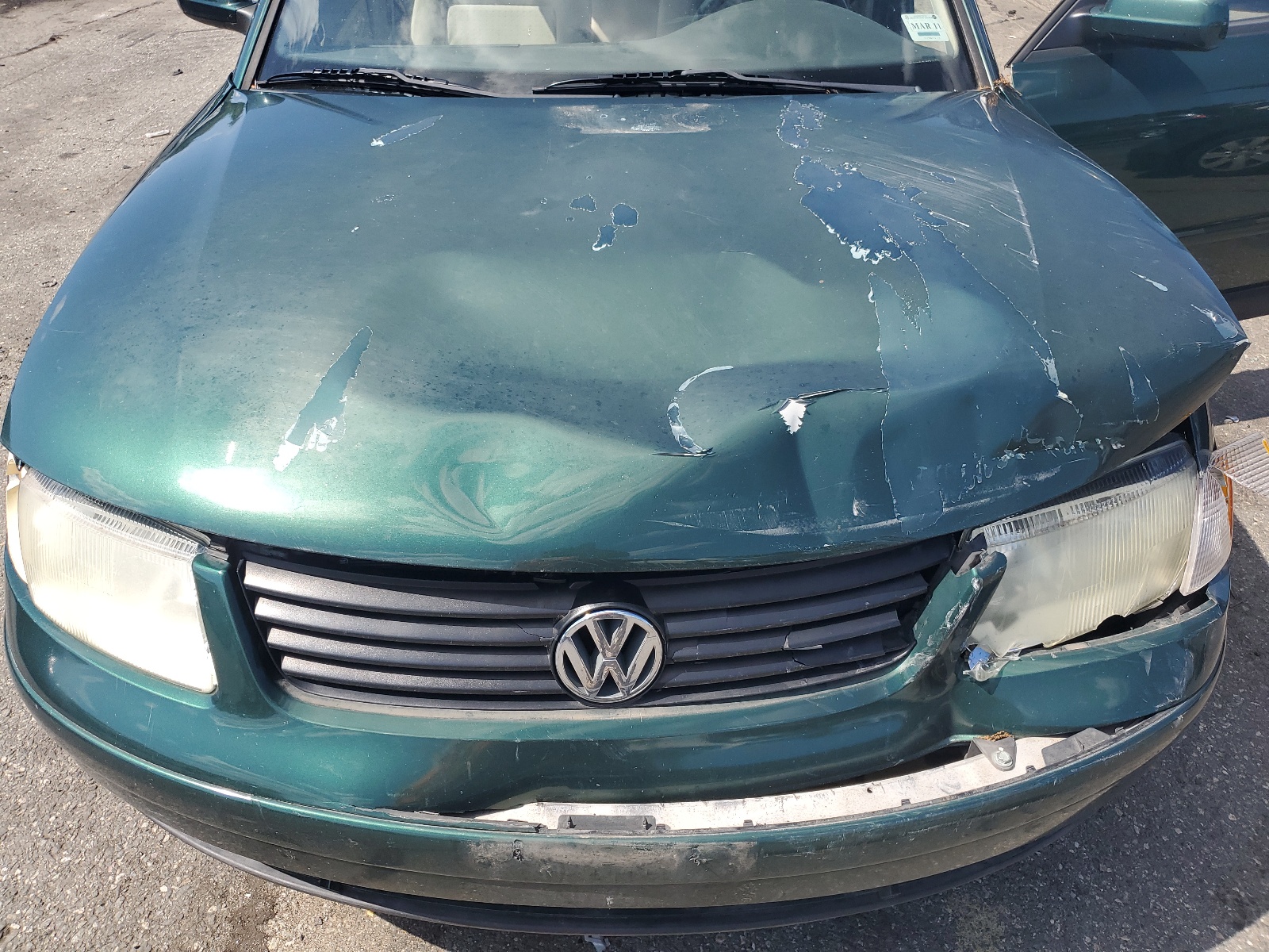 WVWMD23B9YP216236 2000 Volkswagen Passat Gls