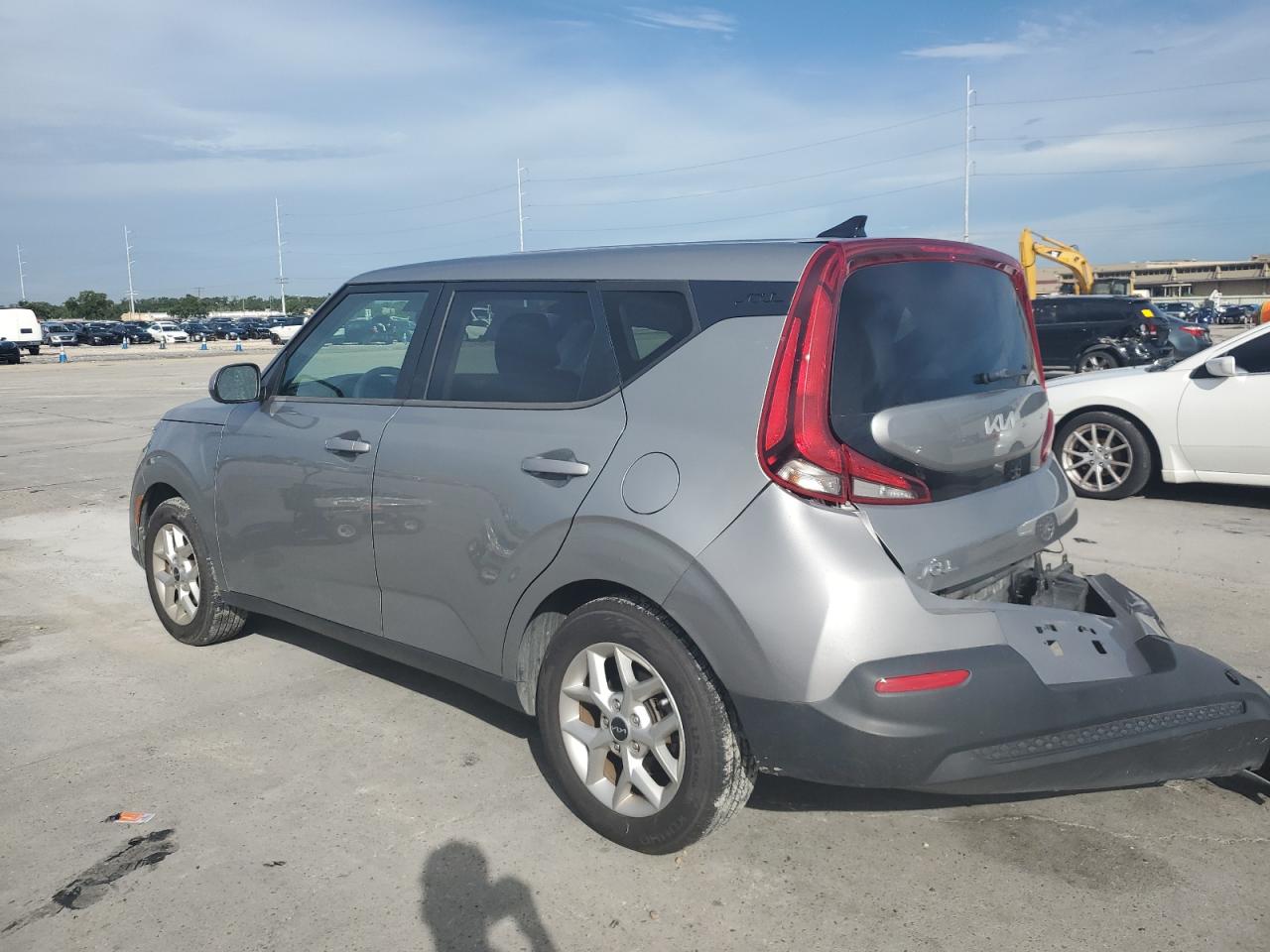2022 Kia Soul Lx VIN: KNDJ23AU8N7825560 Lot: 63247554