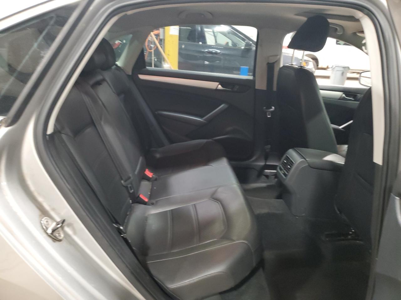 2013 Volkswagen Passat Se VIN: 1VWBP7A30DC045642 Lot: 62255144