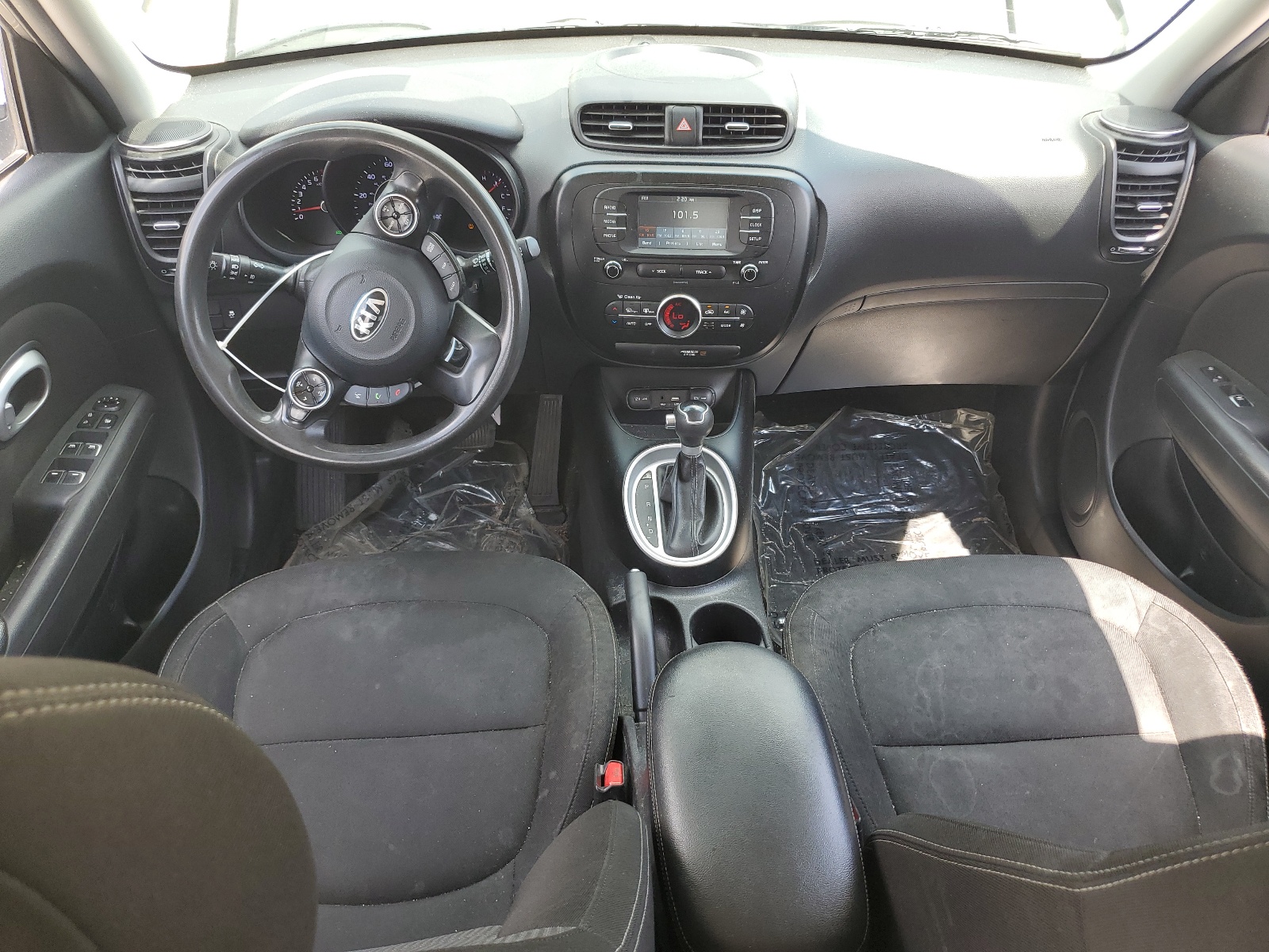 KNDJP3A53H7500250 2017 Kia Soul +