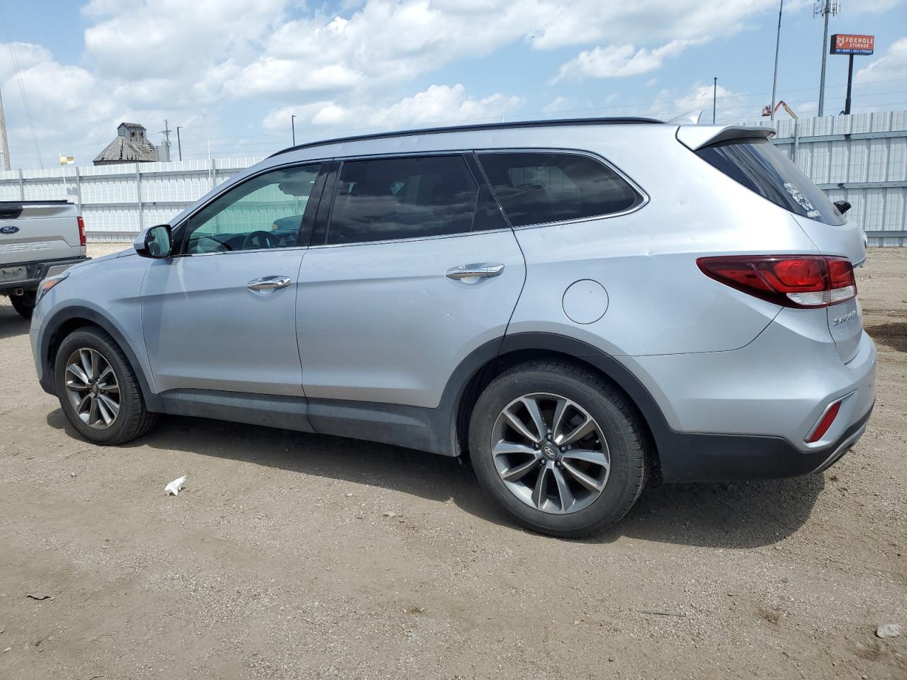 2017 Hyundai Santa Fe - Image 2
