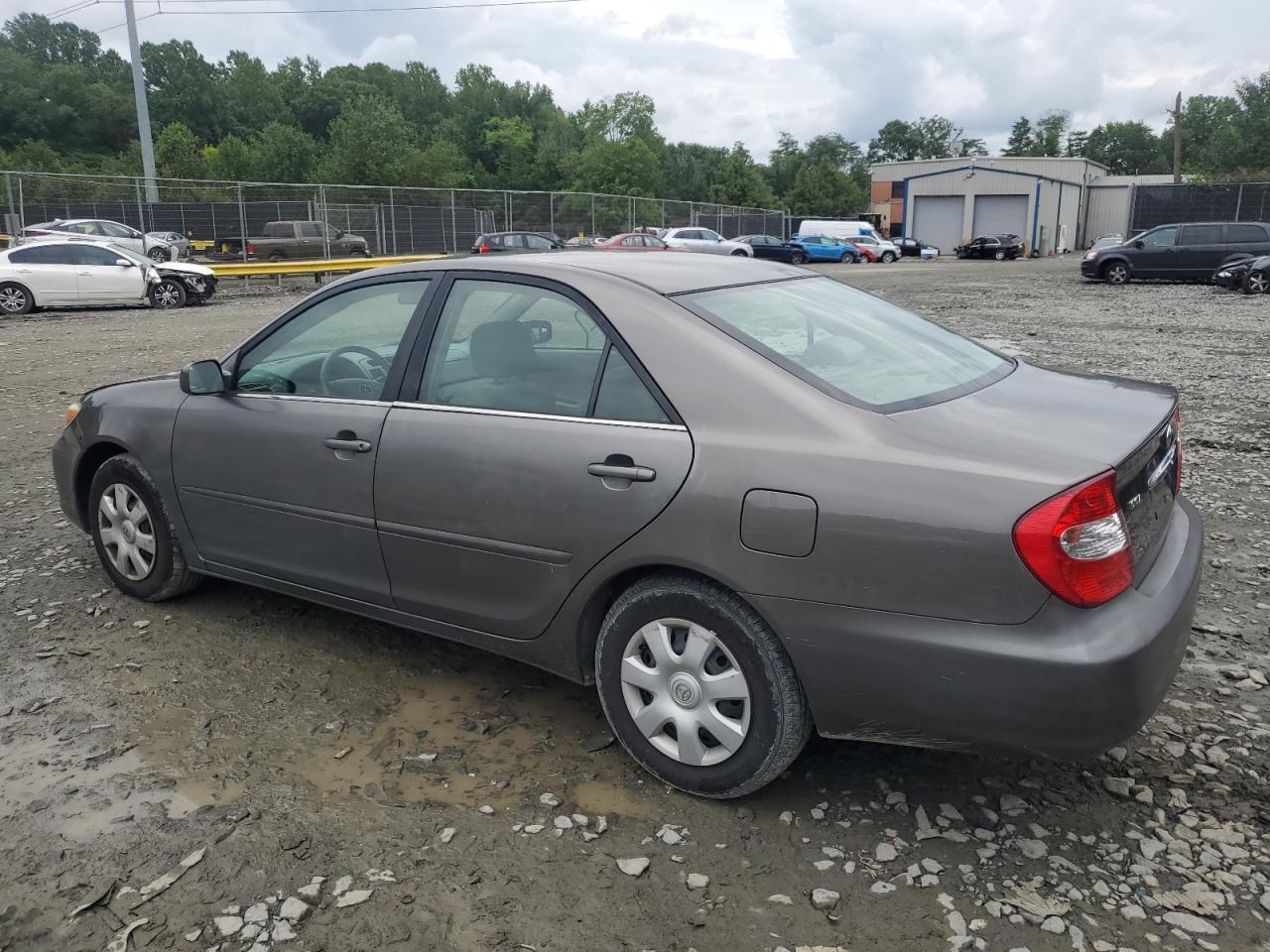 2004 Toyota Camry Le VIN: 4T1BE32K64U914824 Lot: 64672024