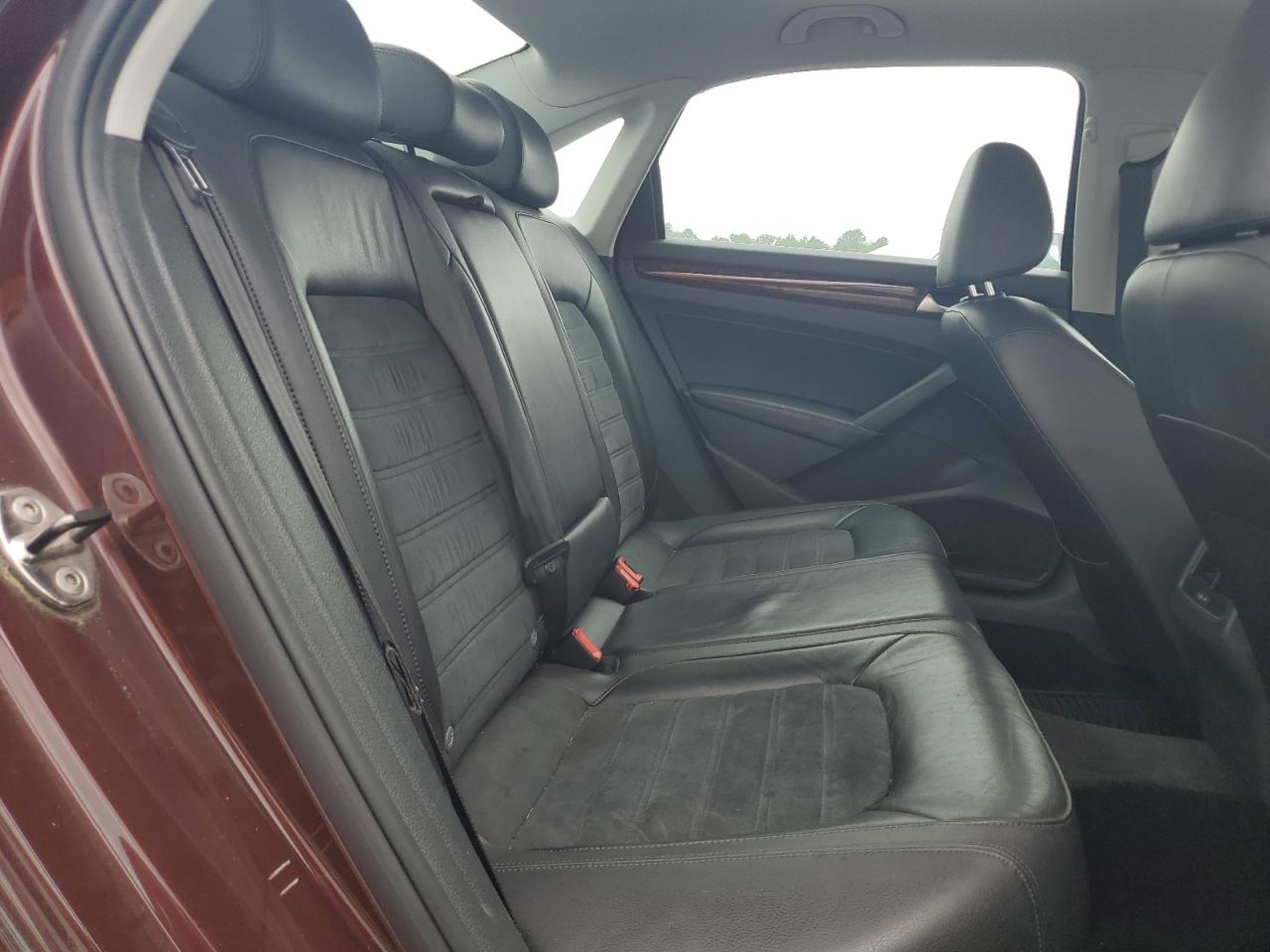 2013 Volkswagen Passat Sel VIN: 1VWCP7A30DC029171 Lot: 65362144