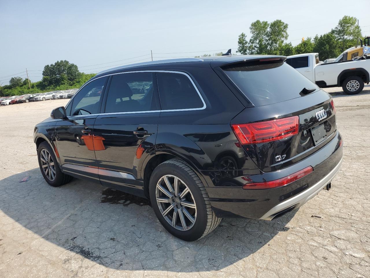 WA1LAAF78JD051707 2018 Audi Q7 Premium Plus