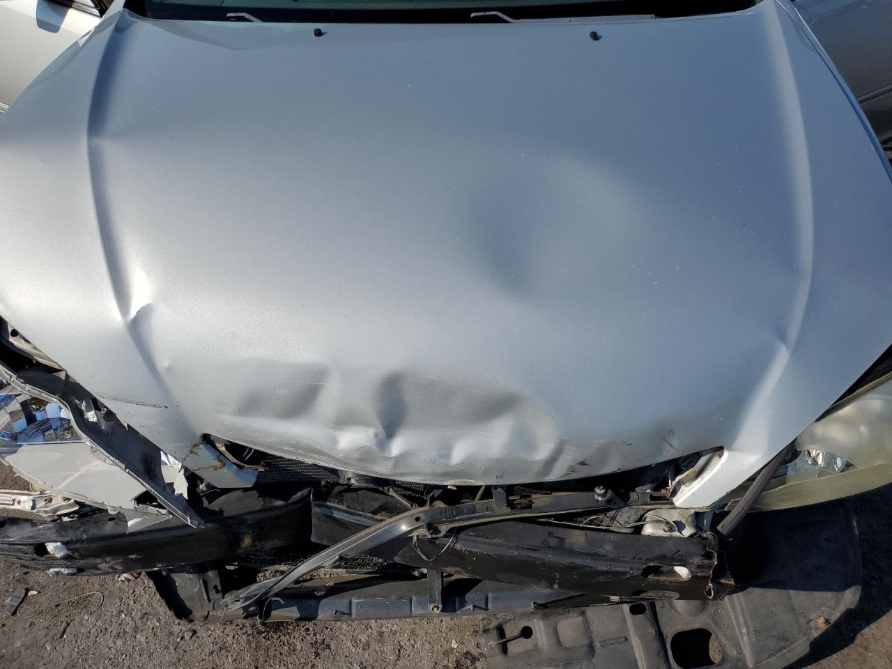 2003 Toyota Camry Le VIN: 4T1BF30KX3U041951 Lot: 61826224