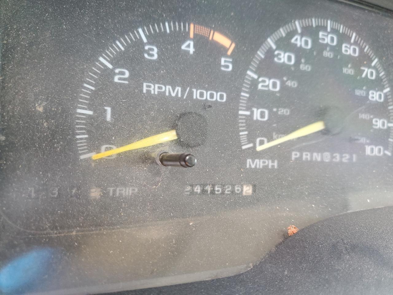 1995 Chevrolet Gmt-400 K2500 VIN: 1GCGK29K5SE270761 Lot: 63203624