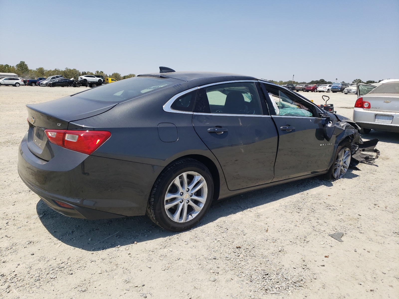 1G1ZD5ST4JF237193 2018 Chevrolet Malibu Lt