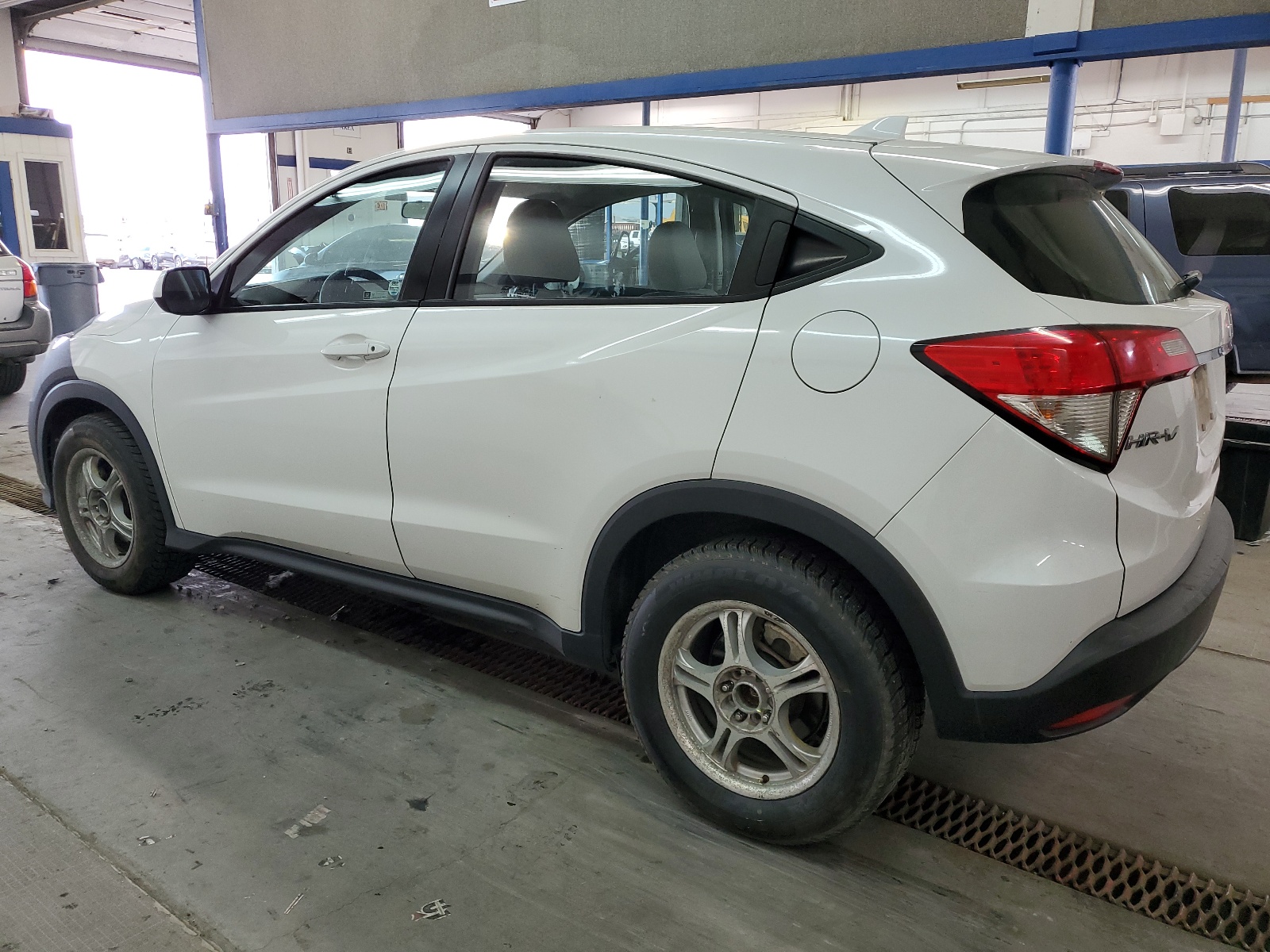 2020 Honda Hr-V Lx vin: 3CZRU6H33LM724791