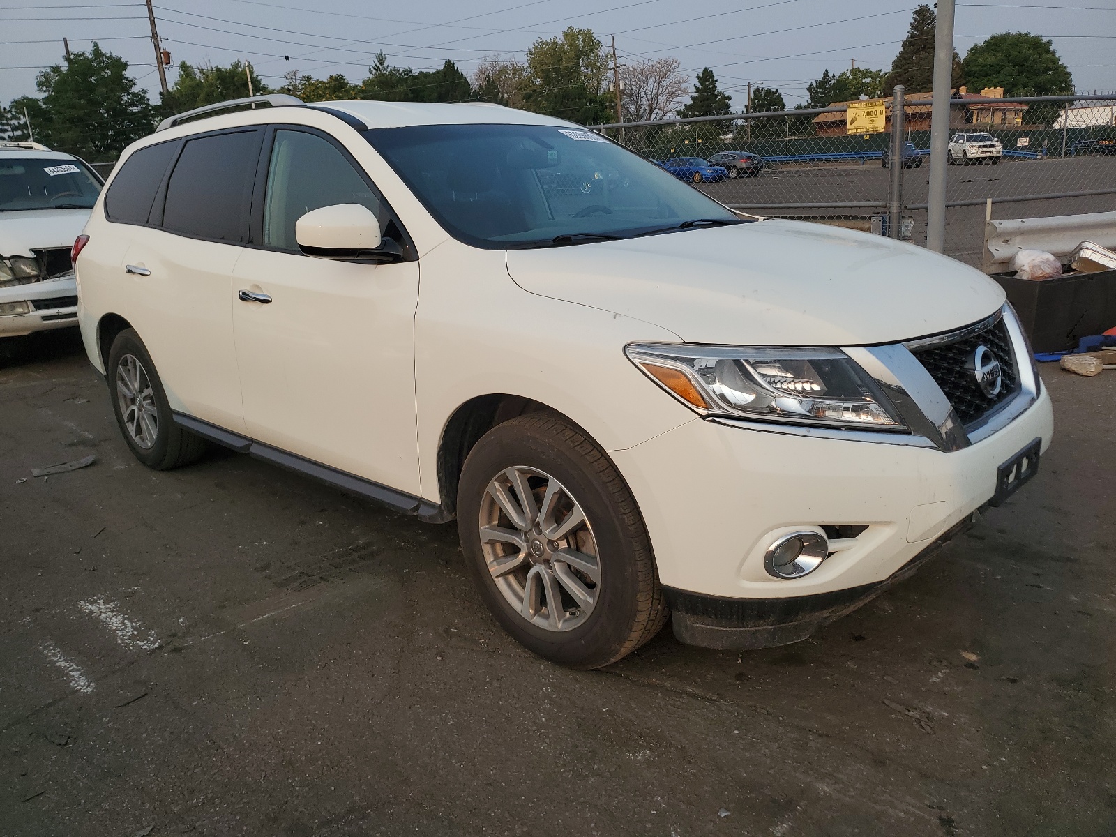 2016 Nissan Pathfinder S vin: 5N1AR2MM1GC642413