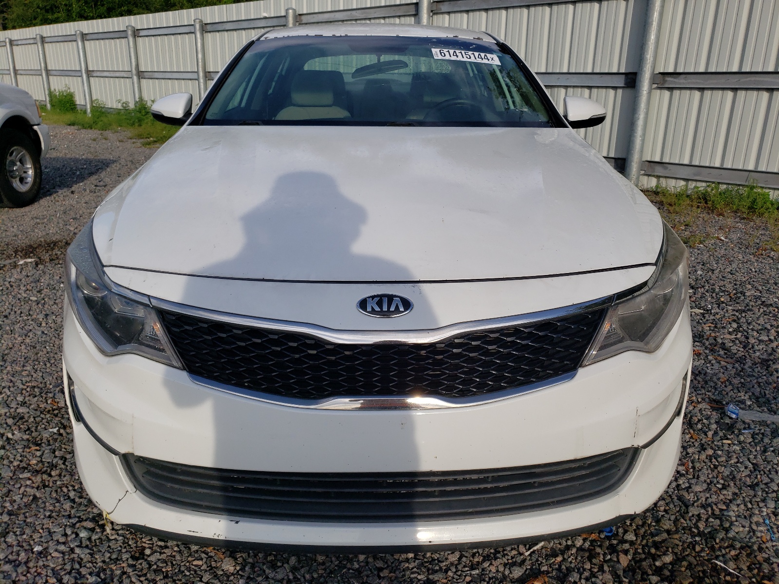 2016 Kia Optima Lx vin: 5XXGT4L33GG038611