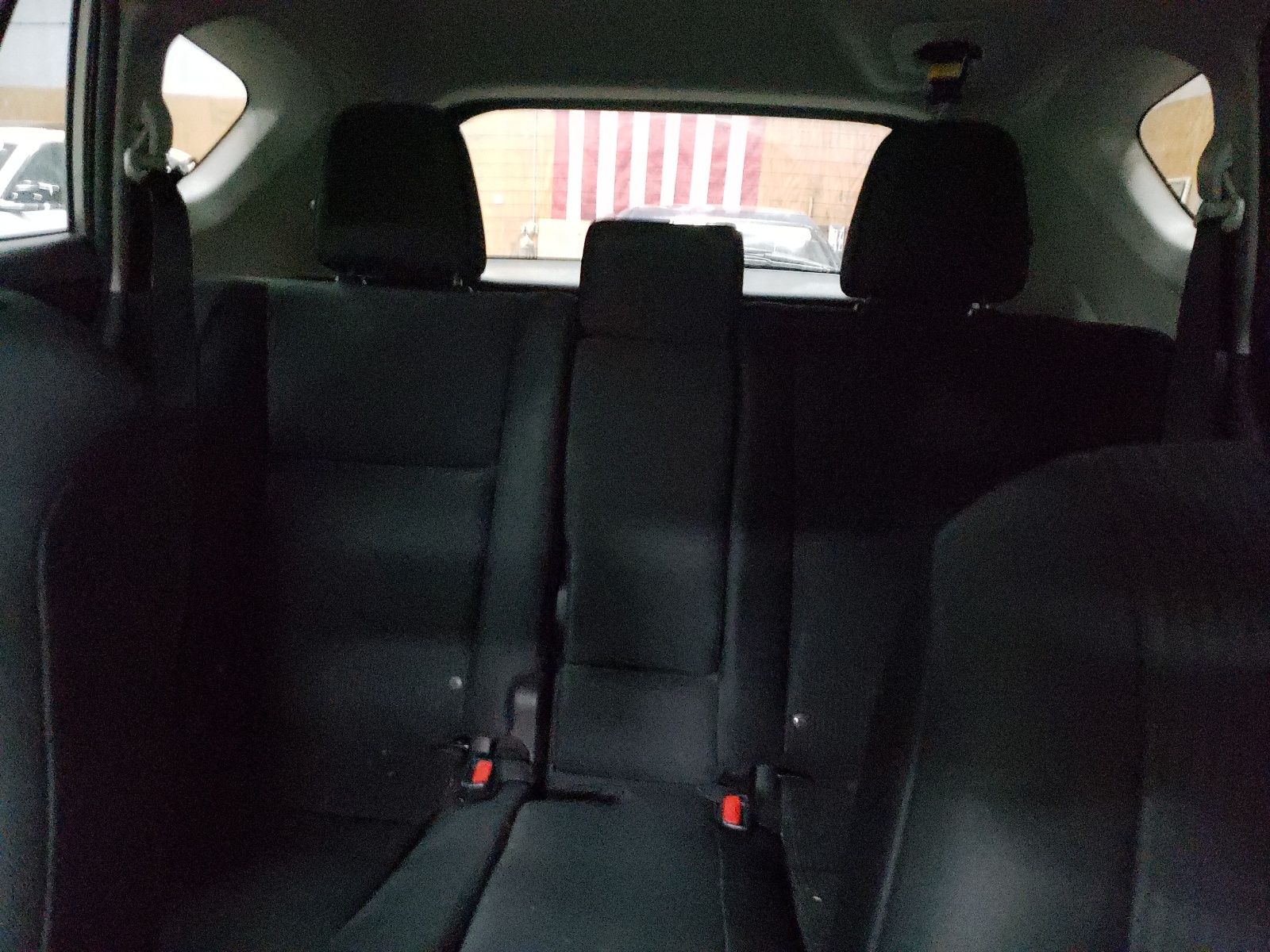 2T3ZFREV0HW370094 2017 Toyota Rav4 Le