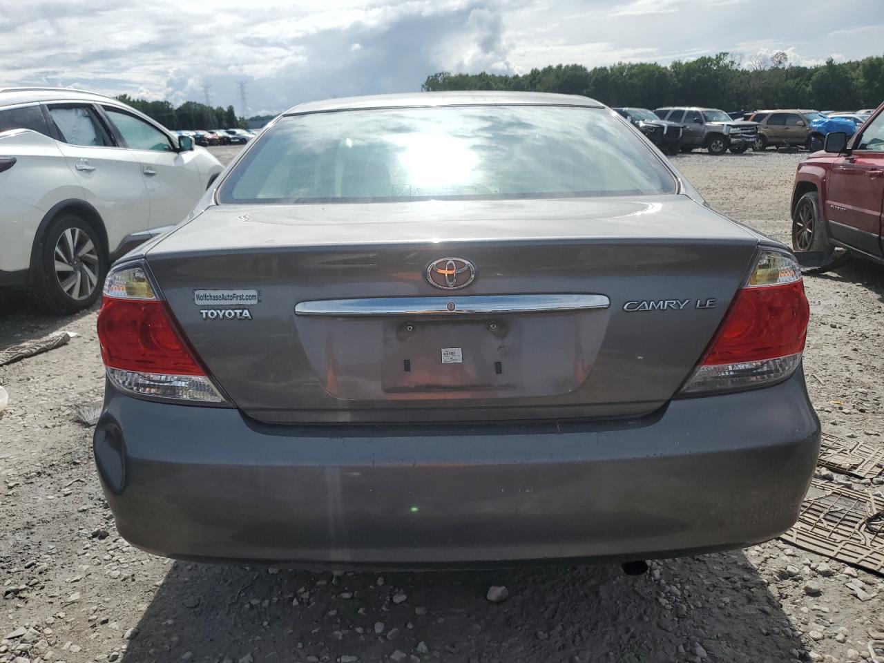2005 Toyota Camry Le VIN: 4T1BE32K05U948498 Lot: 64738834