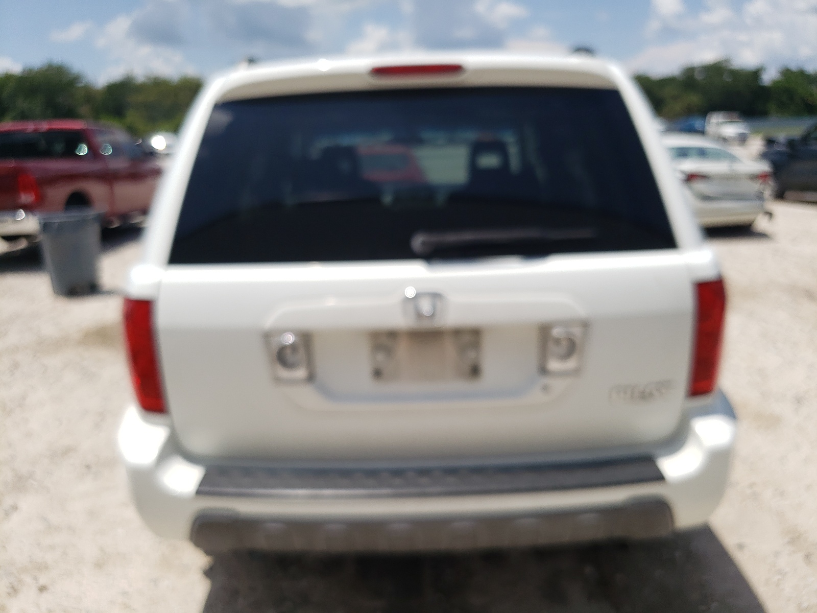 5FNYF18575B021184 2005 Honda Pilot Exl