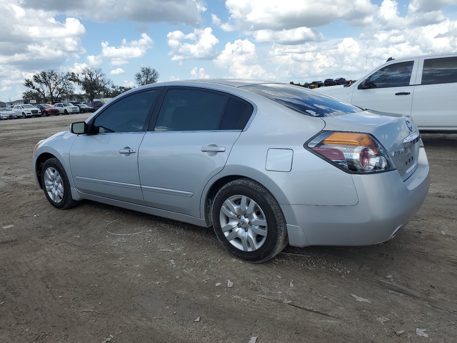 2012 Nissan Altima Base vin: 1N4AL2AP2CC204584