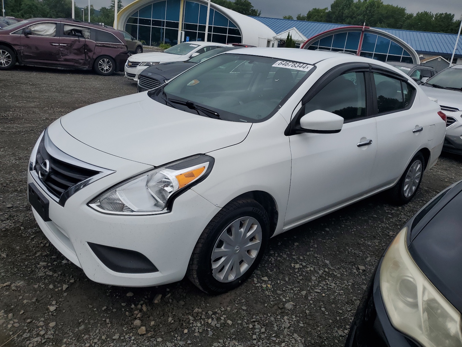 2016 Nissan Versa S vin: 3N1CN7AP2GL879732