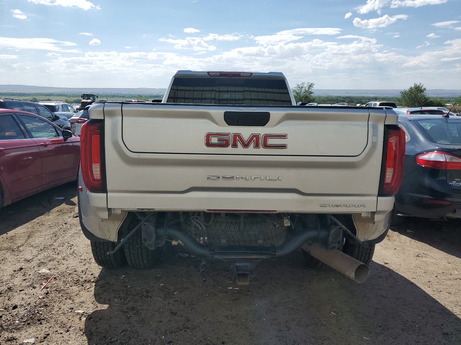 1GT49WEY5NF137285 2022 GMC Sierra K3500 Denali