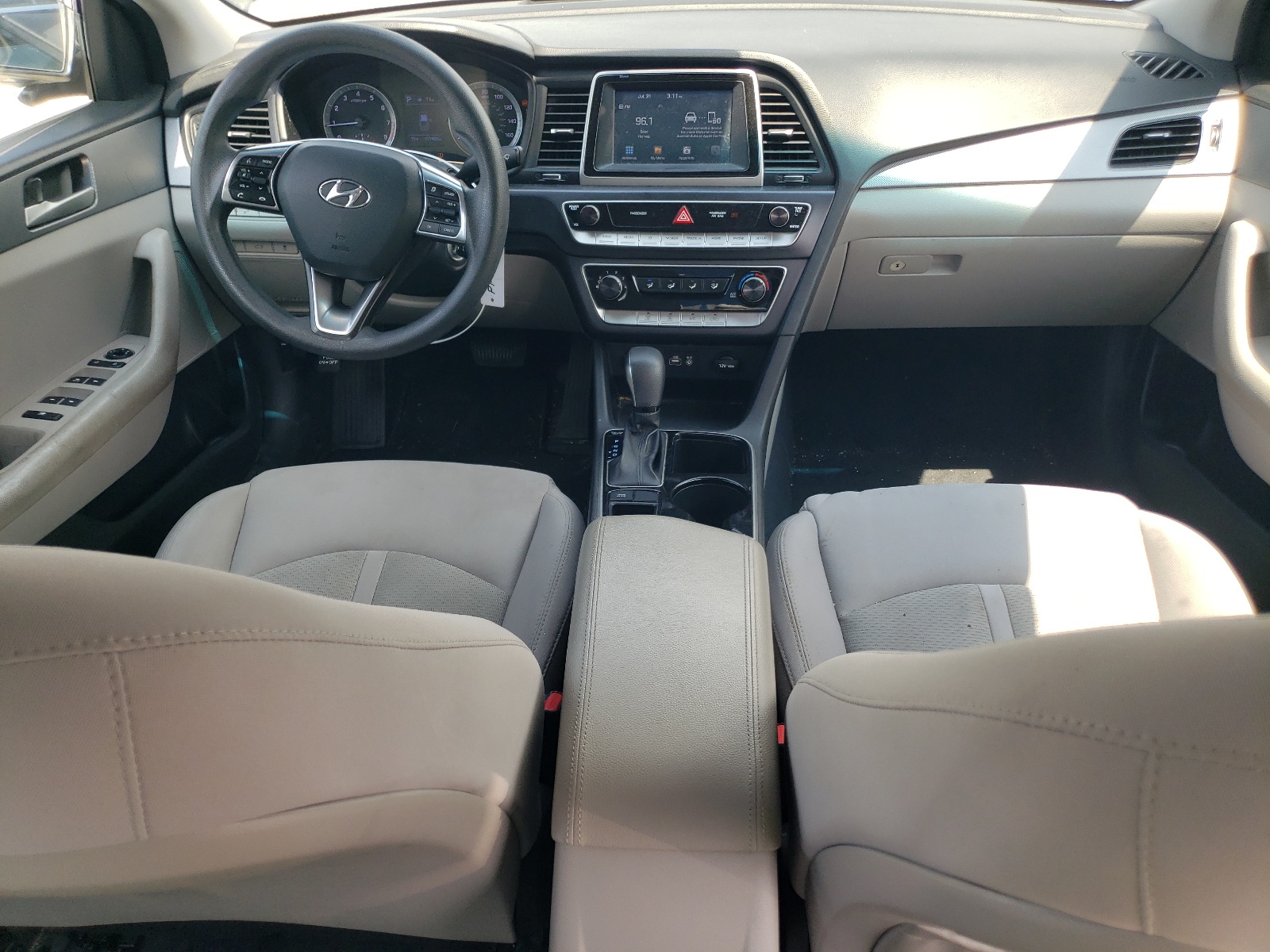 5NPE24AF4JH643949 2018 Hyundai Sonata Se