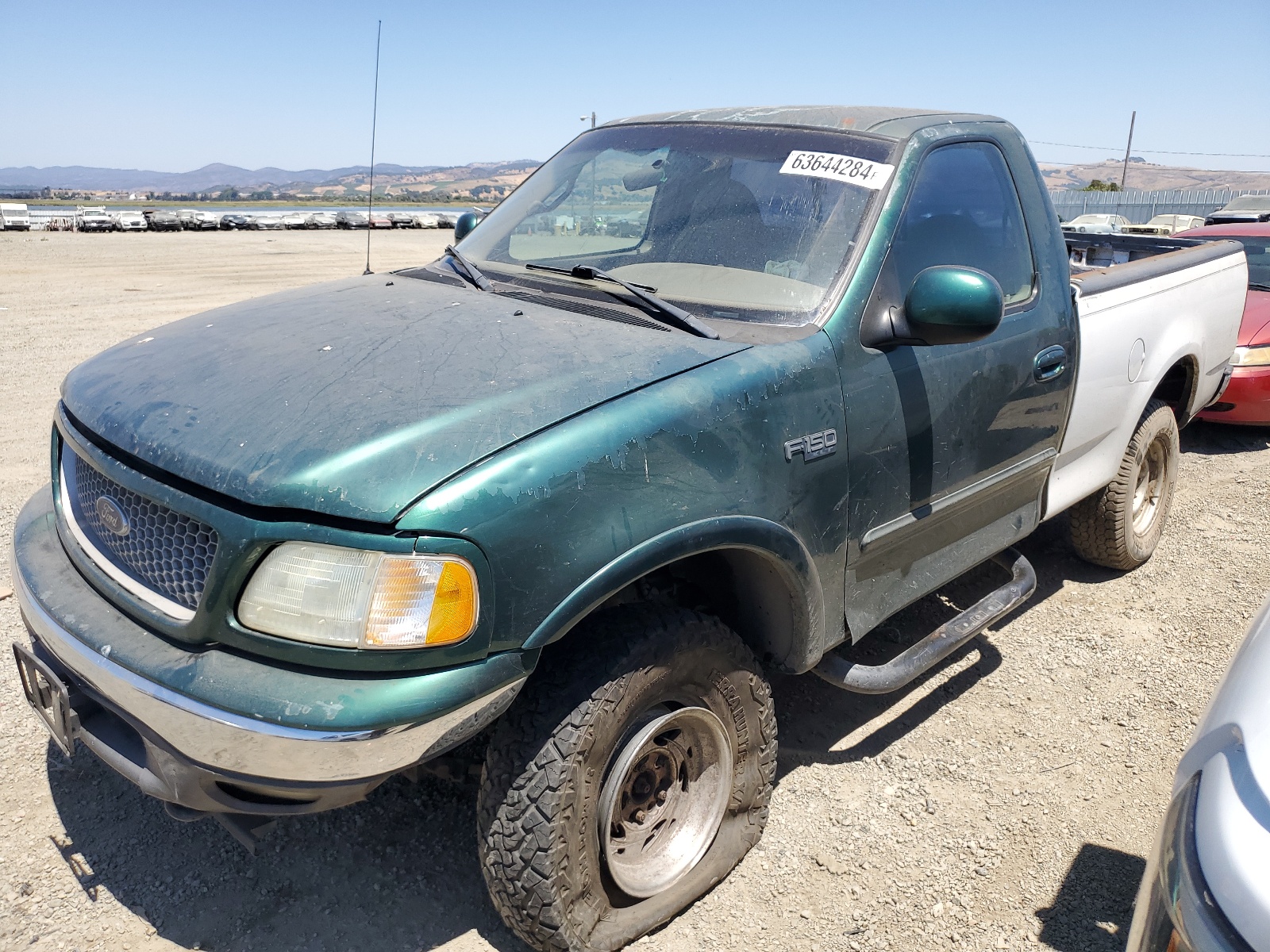 1FTRF18W4XKB03053 1999 Ford F150