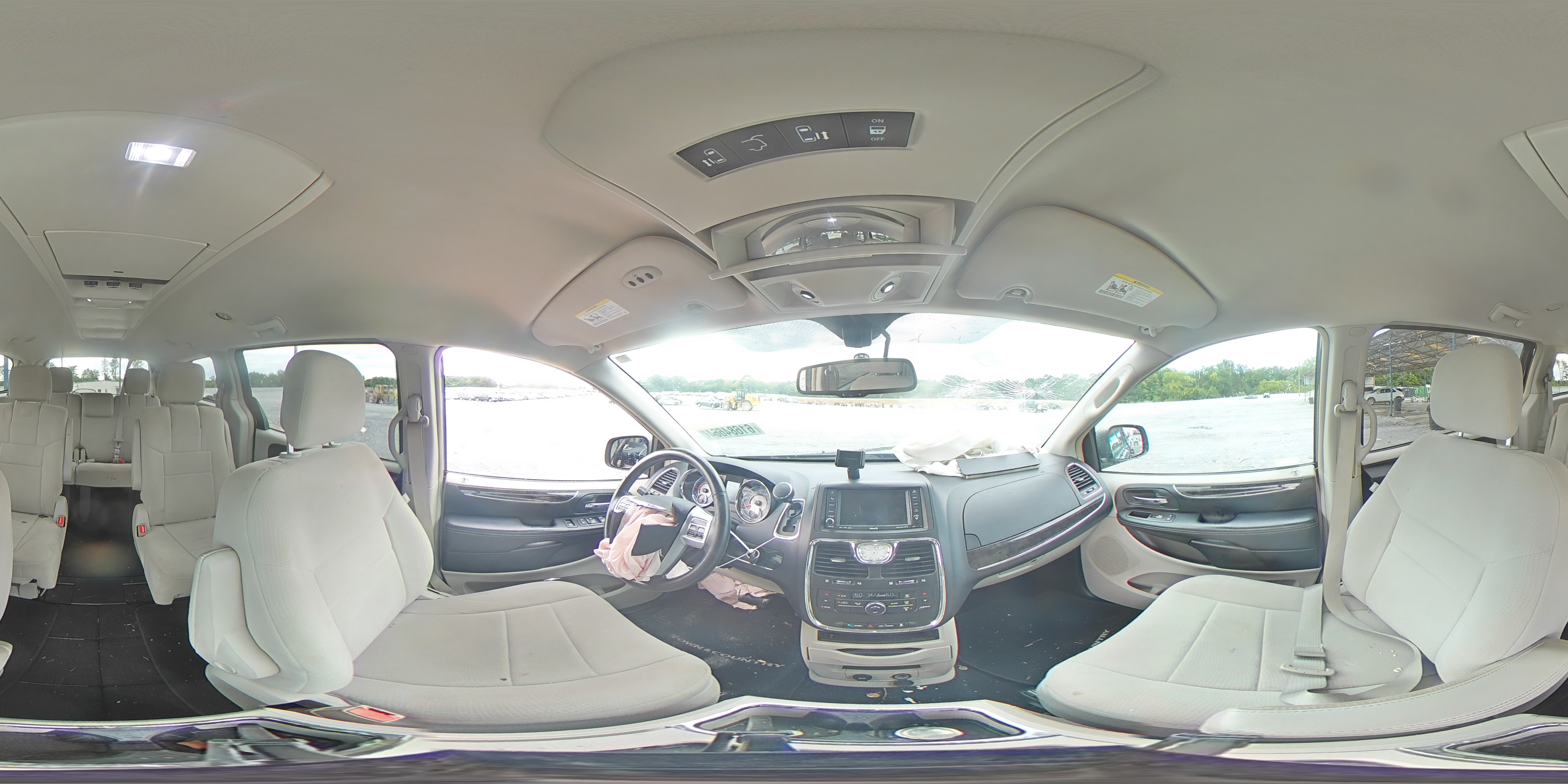 2011 Chrysler Town & Country Touring VIN: 2A4RR5DG6BR702067 Lot: 61684664