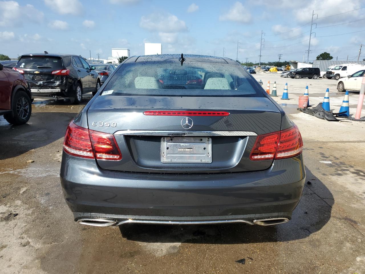 2014 Mercedes-Benz E 350 VIN: WDDKJ5KB9EF263969 Lot: 64803564