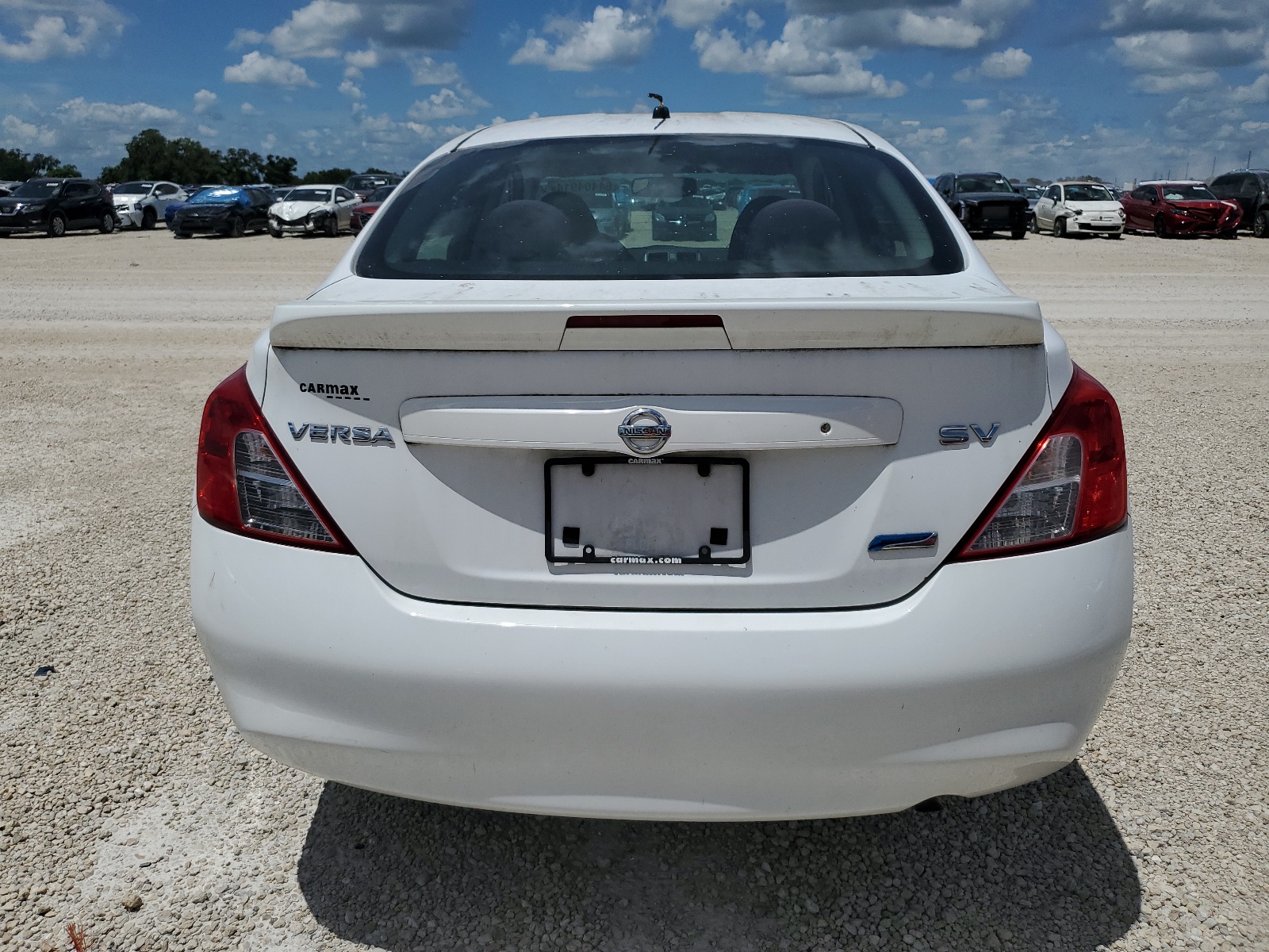 2013 Nissan Versa S vin: 3N1CN7AP5DL829869