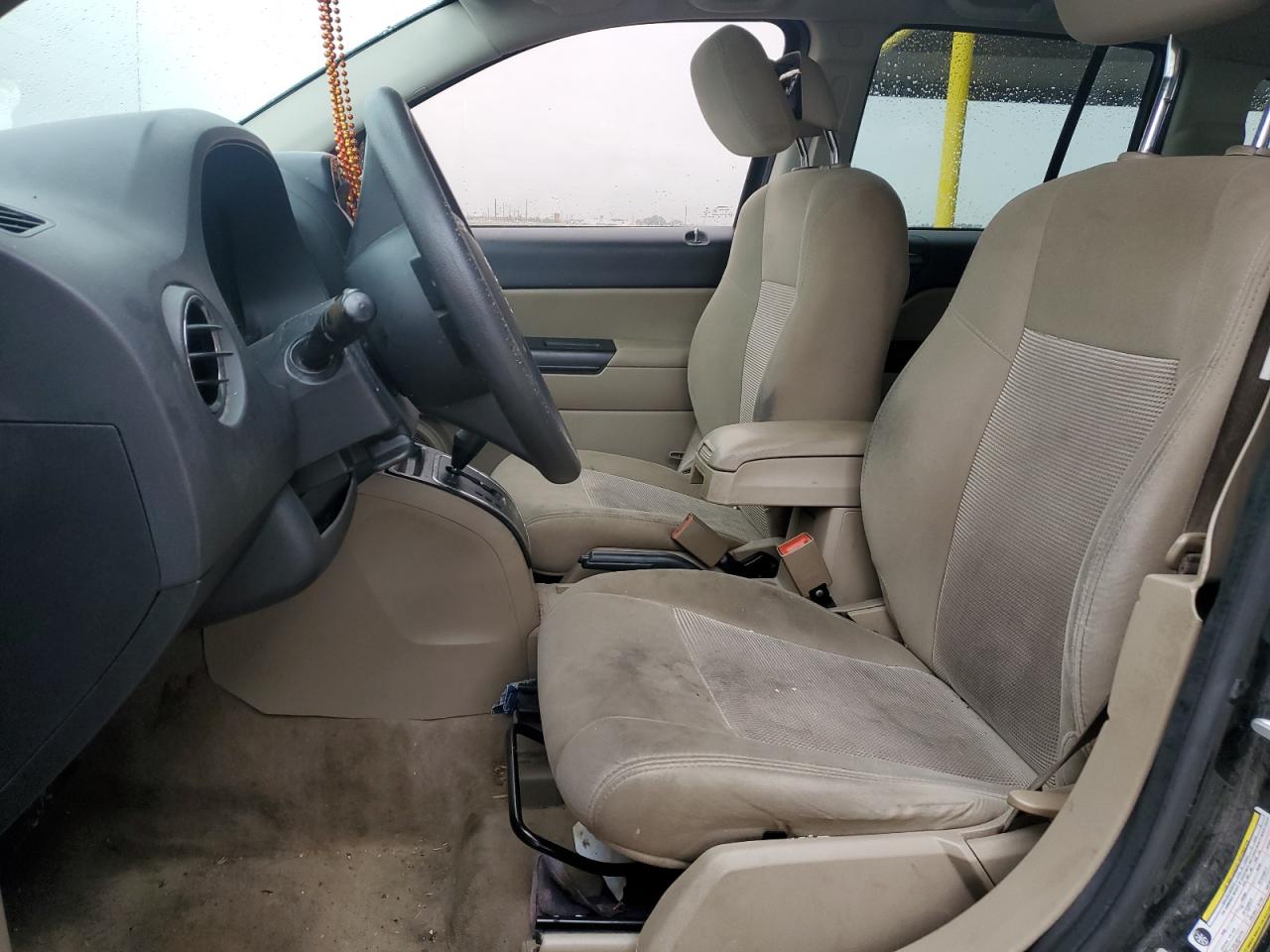 2016 Jeep Compass Sport VIN: 1C4NJCBA1GD665275 Lot: 64960214