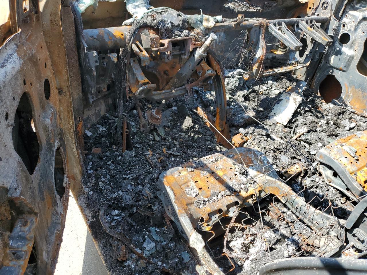 2024 Chevrolet Trax Ls VIN: KL77LFE25RC031143 Lot: 64655264