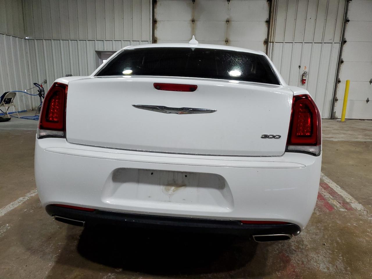 2C3CCAAG3KH614453 2019 Chrysler 300 Touring