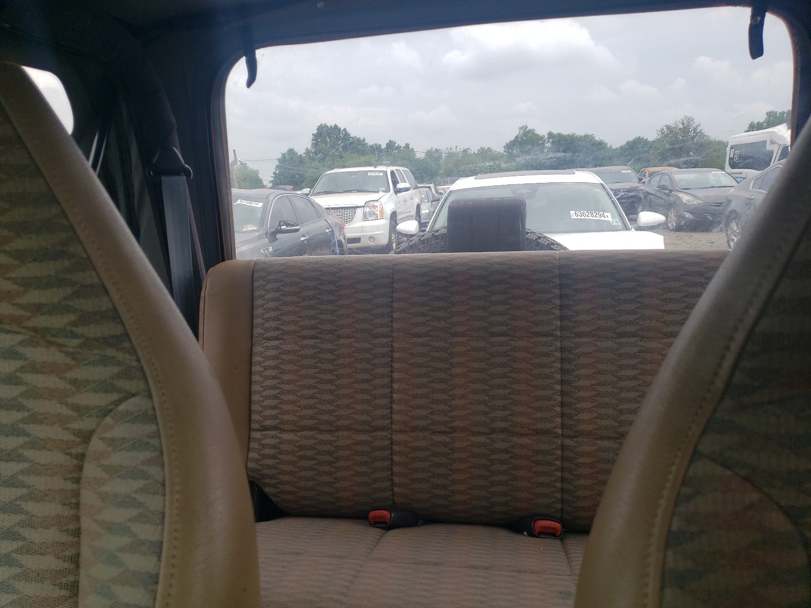 1J4FY19S3XP461637 1999 Jeep Wrangler / Tj Sport