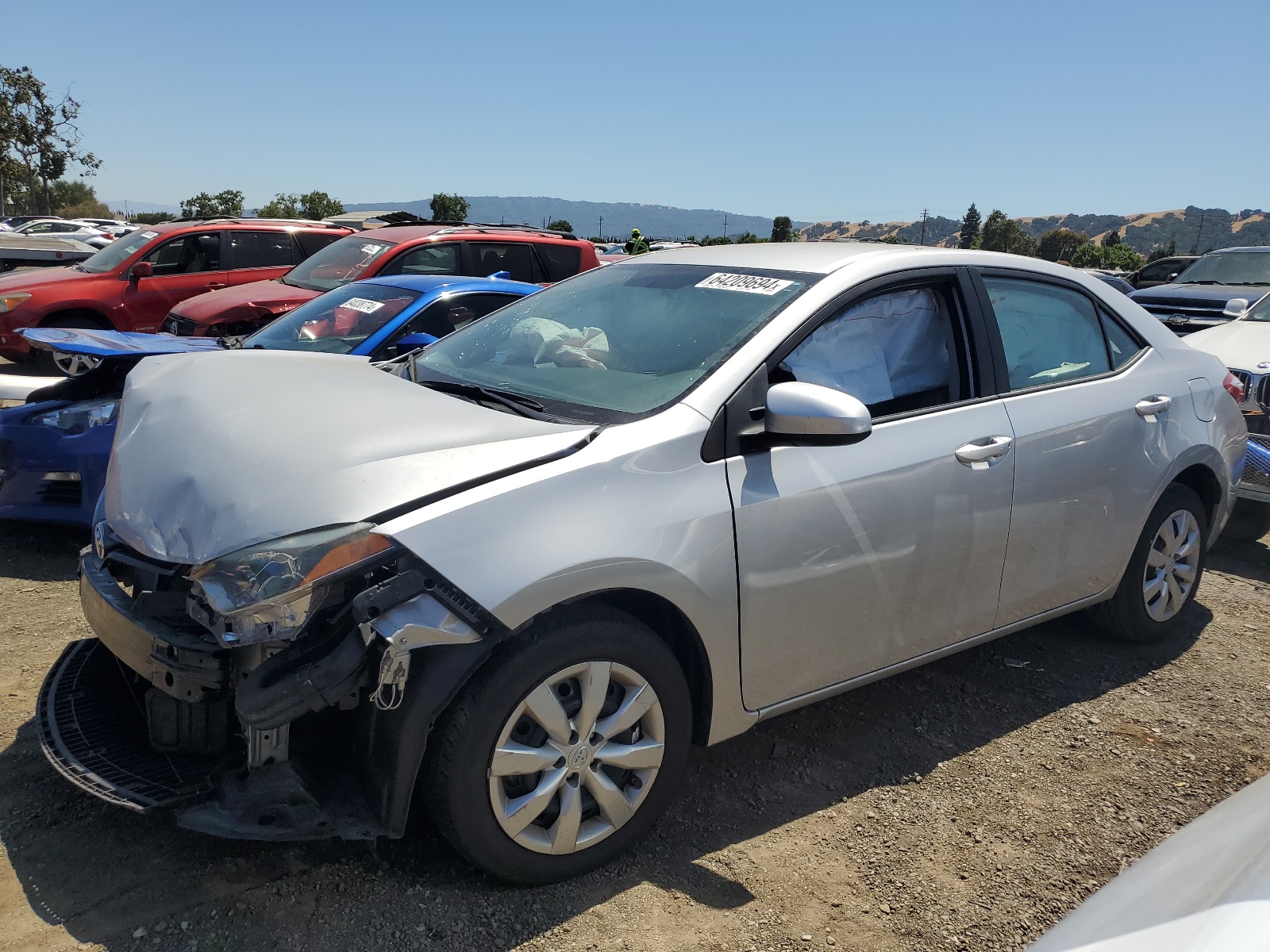 2015 Toyota Corolla L vin: 5YFBURHE2FP186060