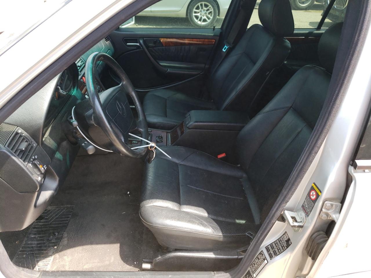 1998 Mercedes-Benz C 230 VIN: WDBHA23G3WA592919 Lot: 62500644