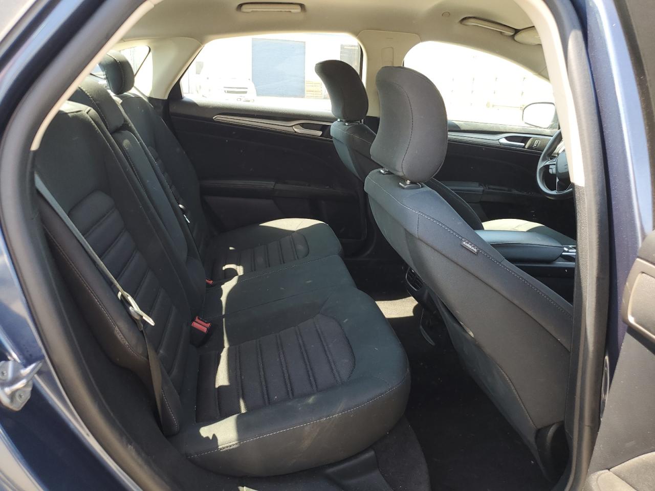 2019 Ford Fusion Se VIN: 3FA6P0LU9KR140125 Lot: 64109574