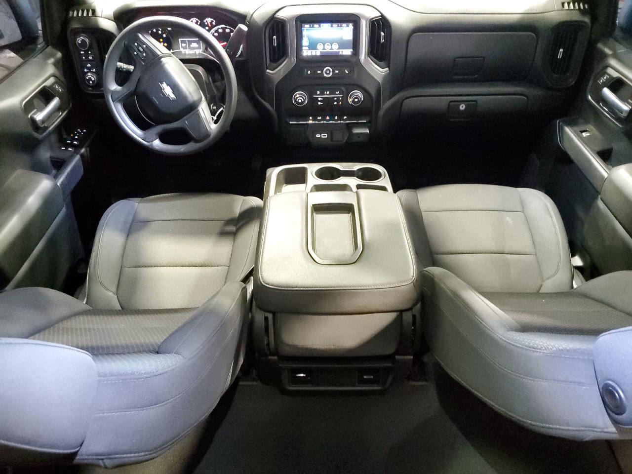 2021 Chevrolet Silverado K1500 Custom VIN: 1GCPYBEK4MZ240246 Lot: 64078724