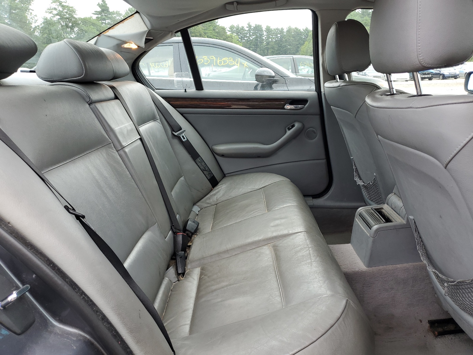 WBAAZ33443PH30032 2003 BMW 325 I