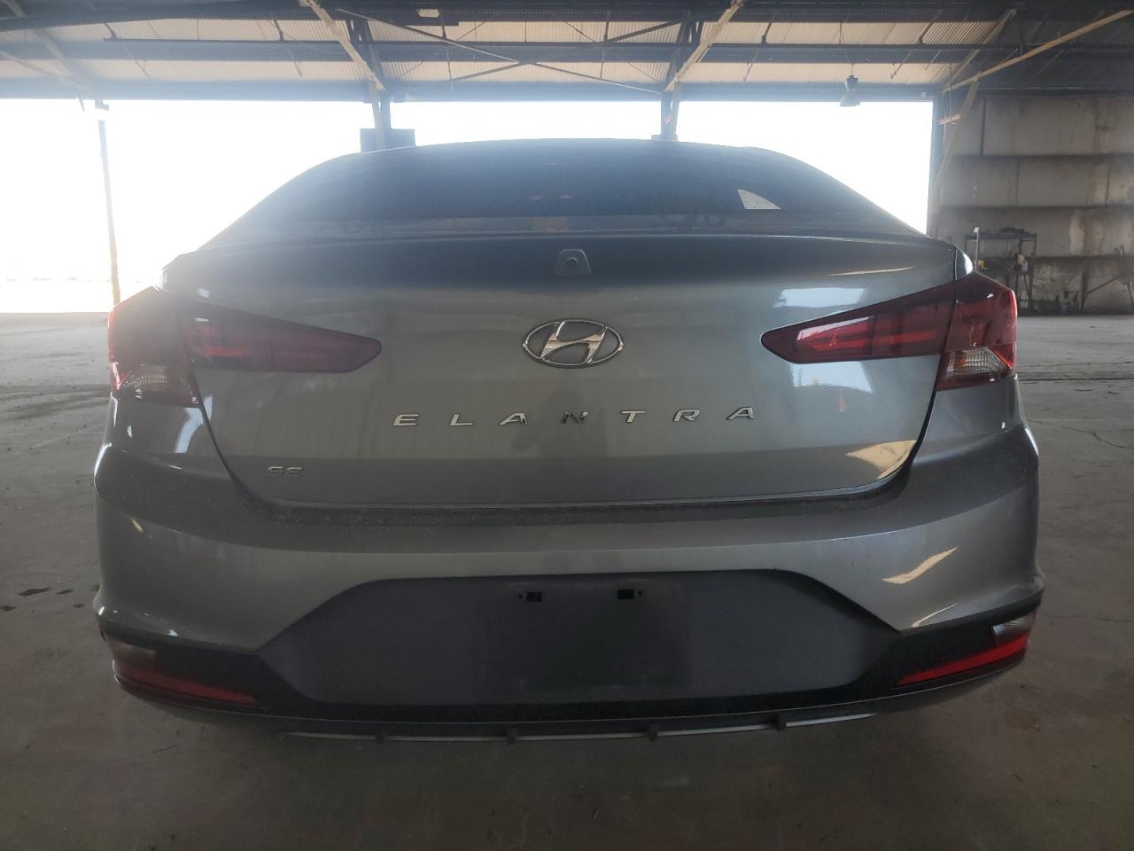 2019 Hyundai Elantra Se VIN: KMHD74LF2KU811651 Lot: 63814324