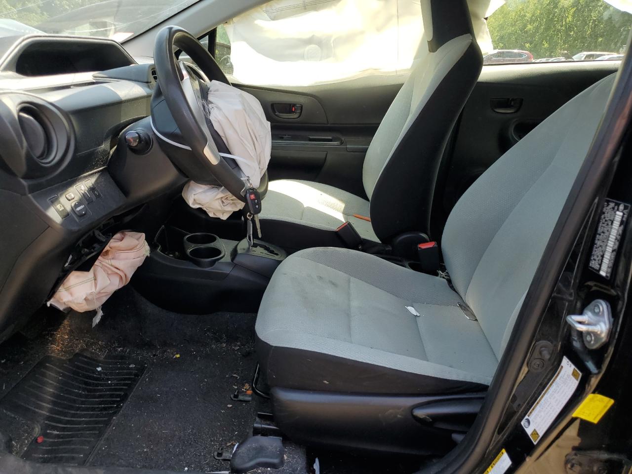 2017 Toyota Prius C VIN: JTDKDTB31H1593802 Lot: 61721684