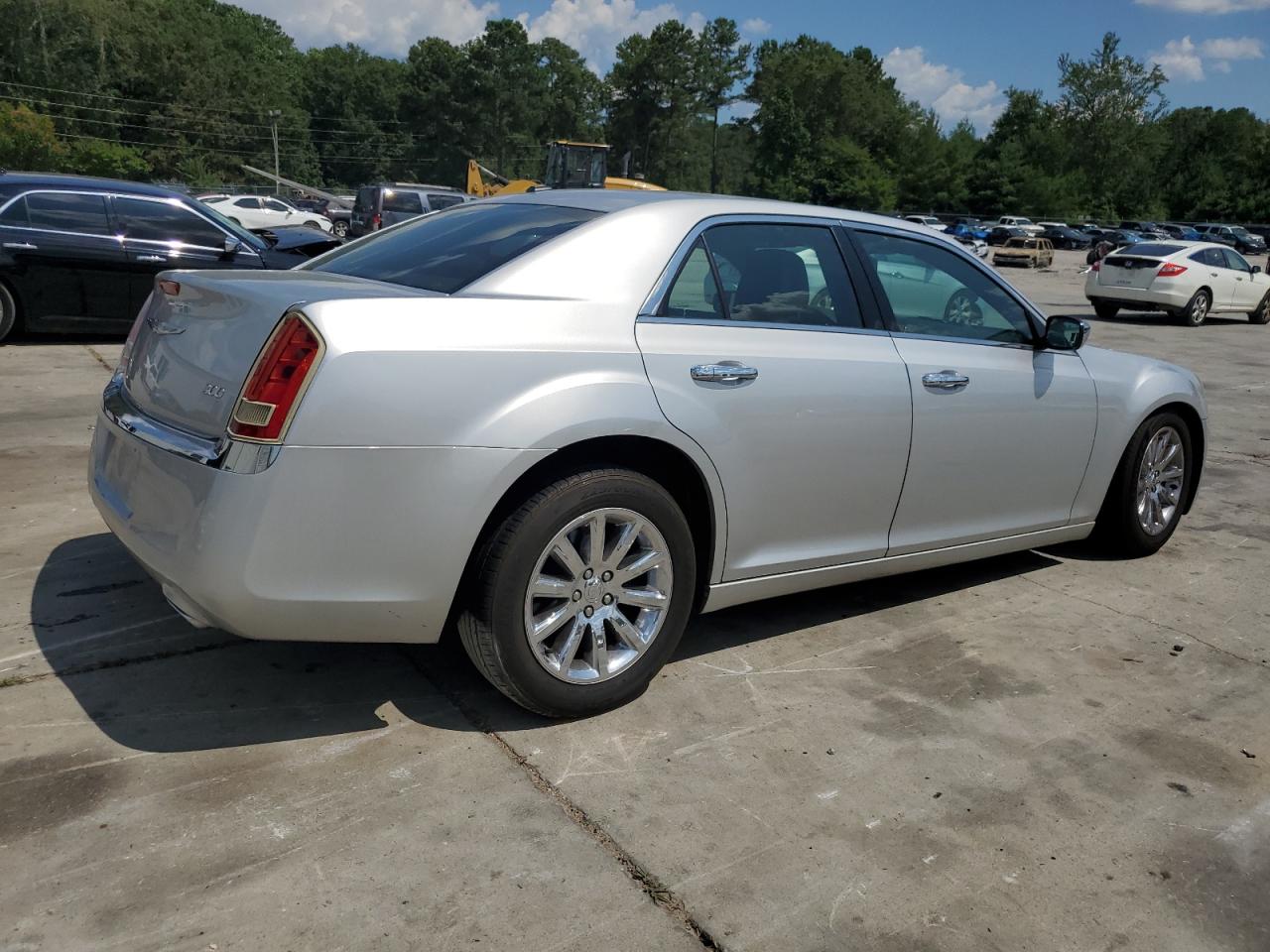 2012 Chrysler 300 - Image 3