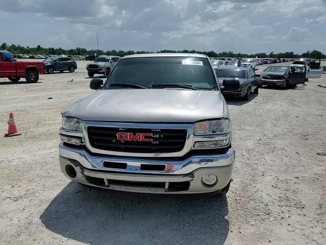 2005 GMC New Sierra C1500 VIN: 2GTEC13T651127680 Lot: 64839064