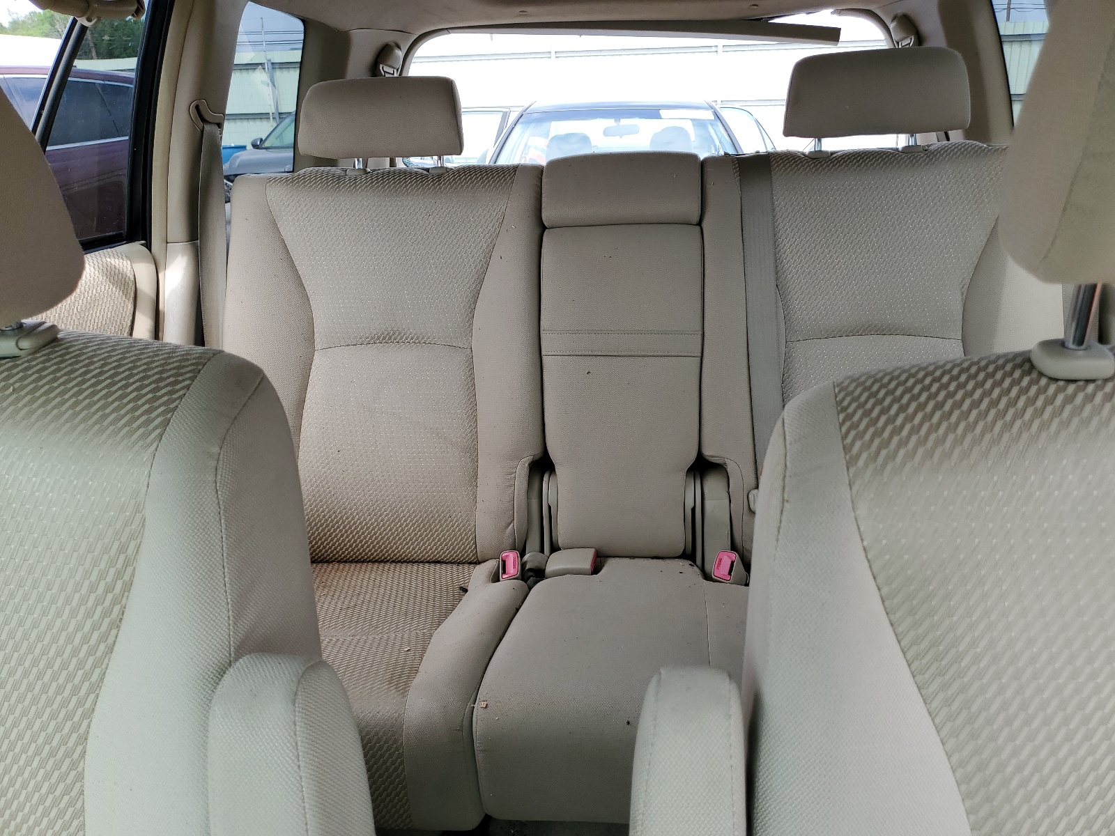 JTEDP21A040037986 2004 Toyota Highlander Base