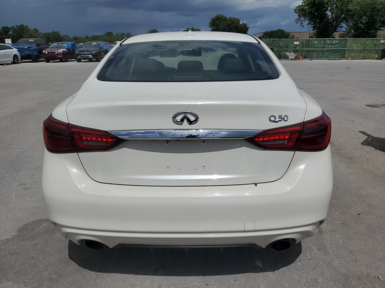 2019 Infiniti Q50 Luxe vin: JN1EV7APXKM510219