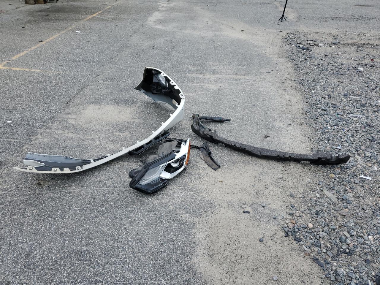 2019 Chevrolet Equinox Lt VIN: 2GNAXKEV4K6274822 Lot: 63121884